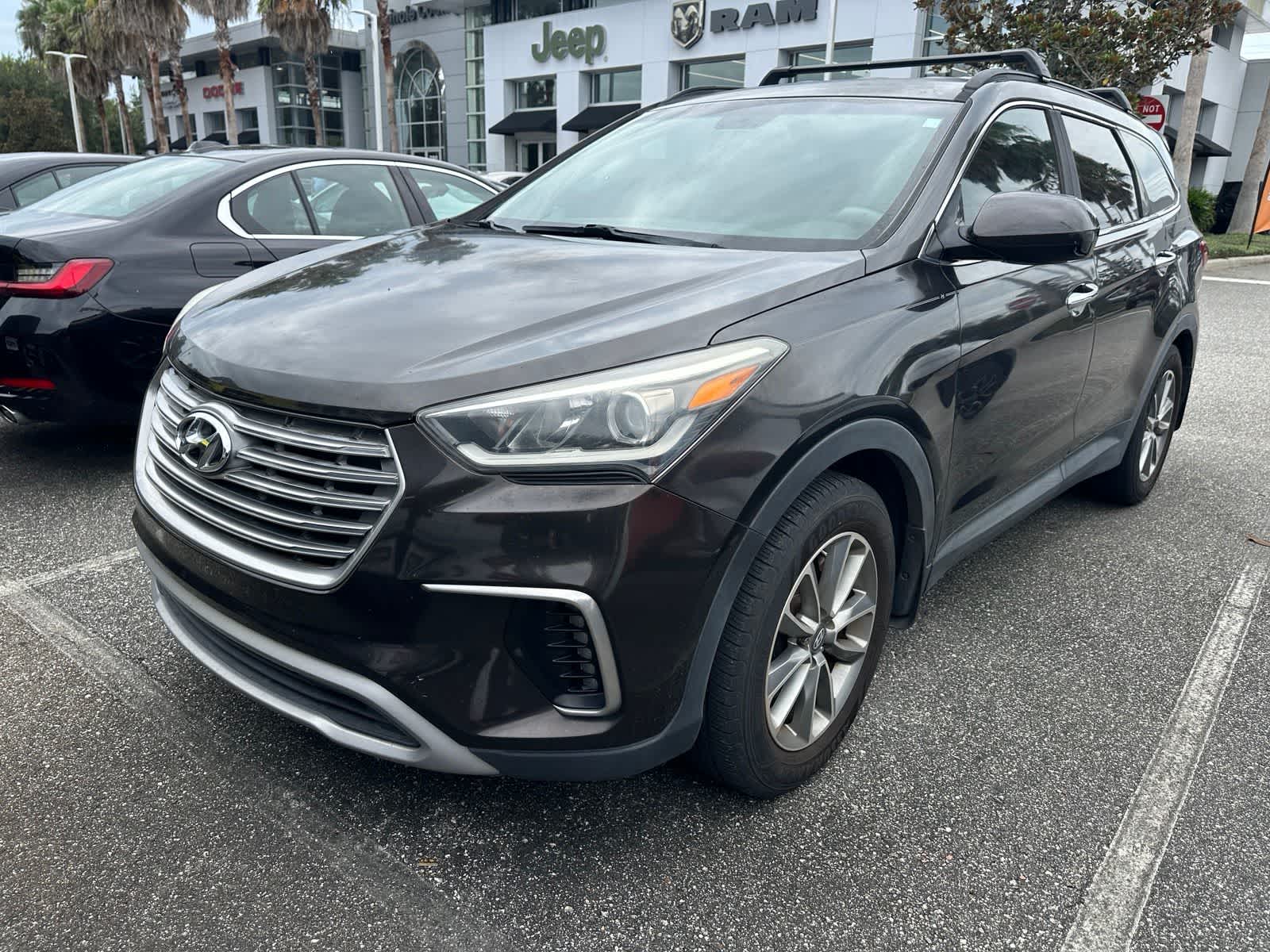 2017 Hyundai Santa Fe SE