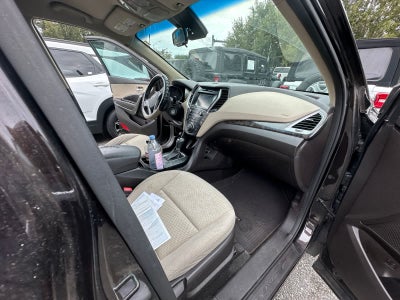 2017 Hyundai Santa Fe SE