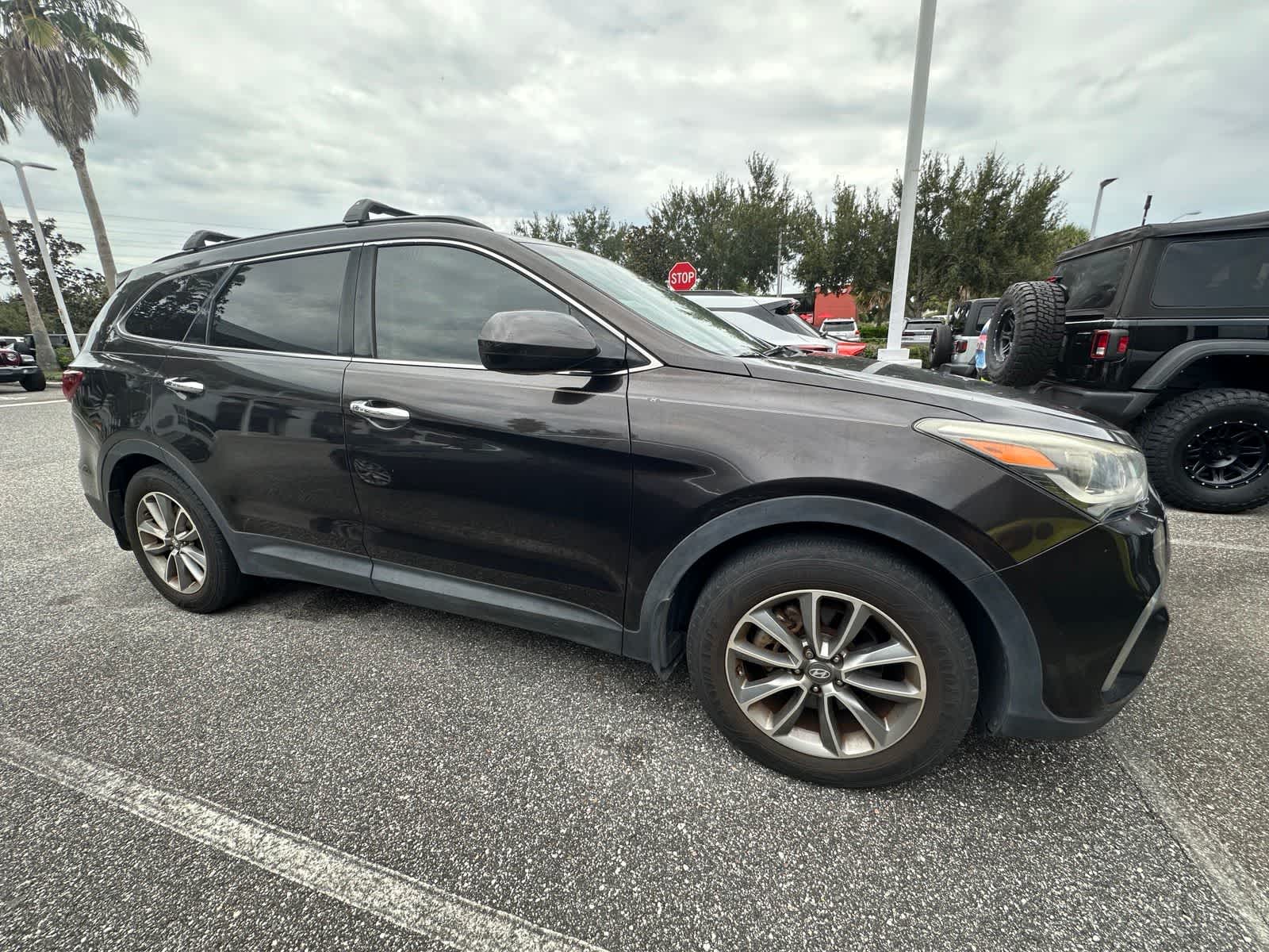 2017 Hyundai Santa Fe SE
