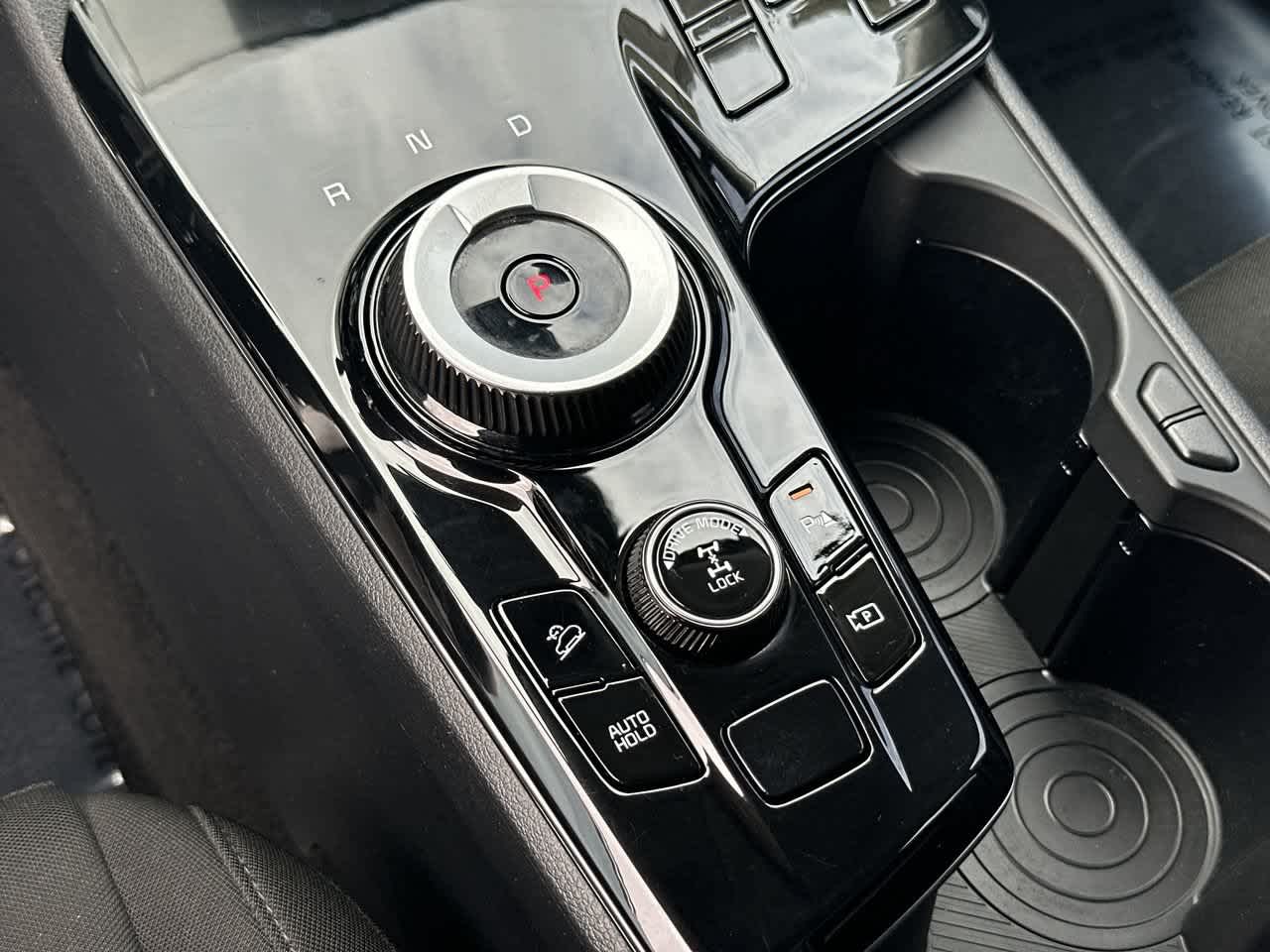2024 Kia Sportage Hybrid LX