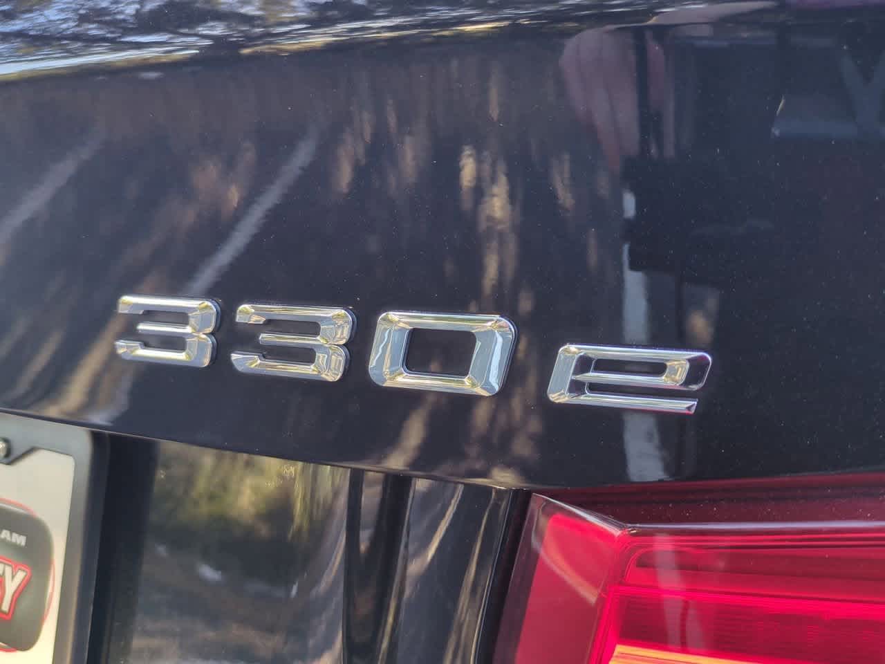 2018 BMW 330e iPerformance