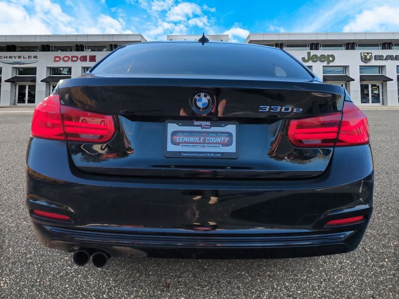 2018 BMW 330e iPerformance