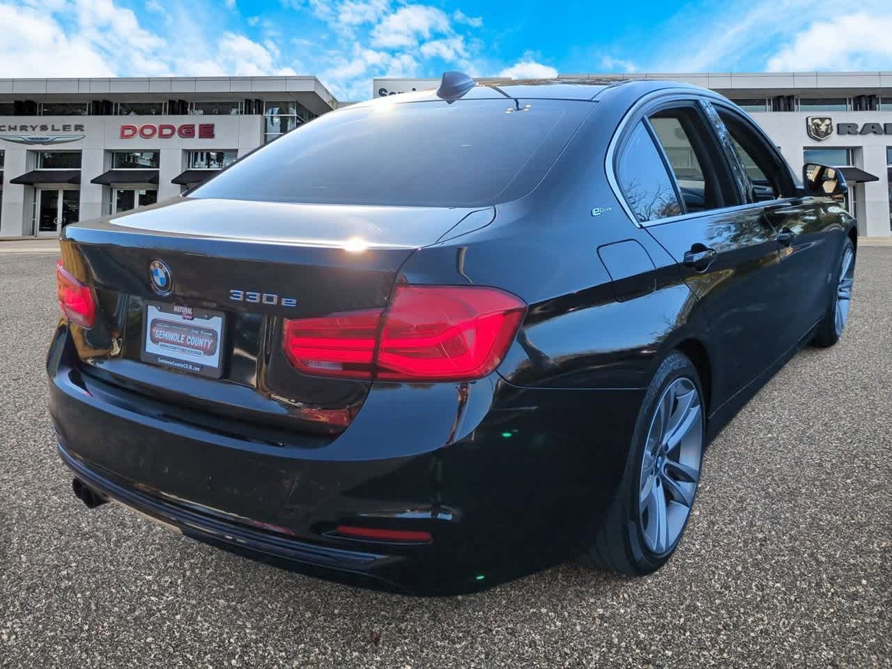 2018 BMW 330e iPerformance