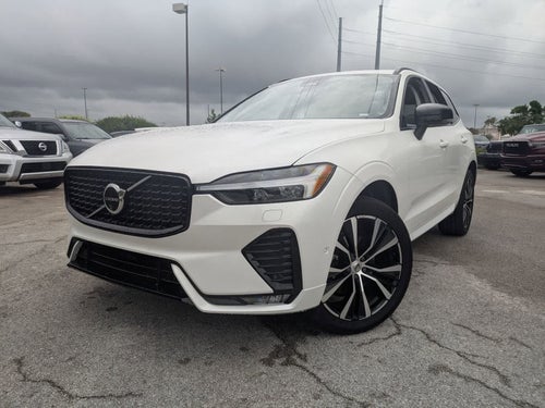 2024 Volvo XC60 B5 Plus Dark Theme