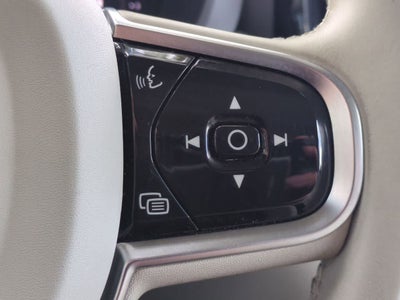 2024 Volvo XC60 B5 Plus Dark Theme