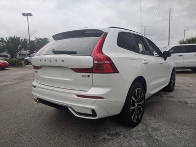 2024 Volvo XC60 B5 Plus Dark Theme